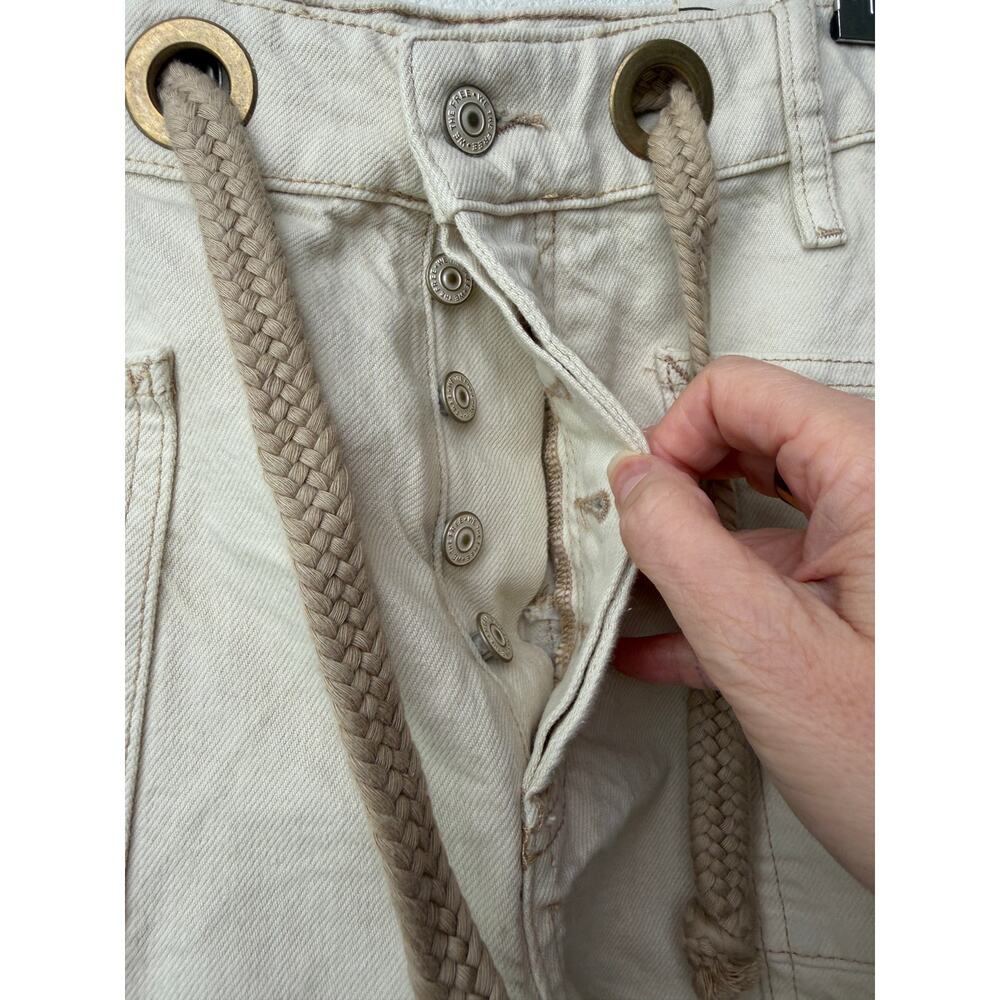 NWT We The Free Moxie Shorts Ivory Rope Belt Raw Hem Eyelet Size 26 - Picture 5 of 14